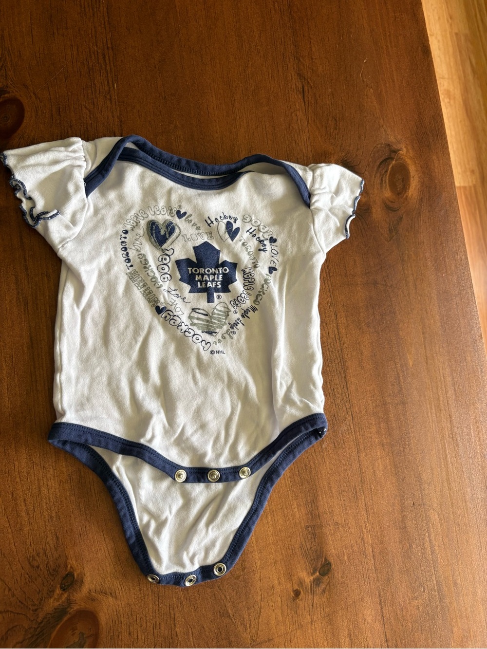 🩷 6 for $20 🩷 NHL Toronto Maple Leafs White and Navy Infant One-Piece Bodysuit